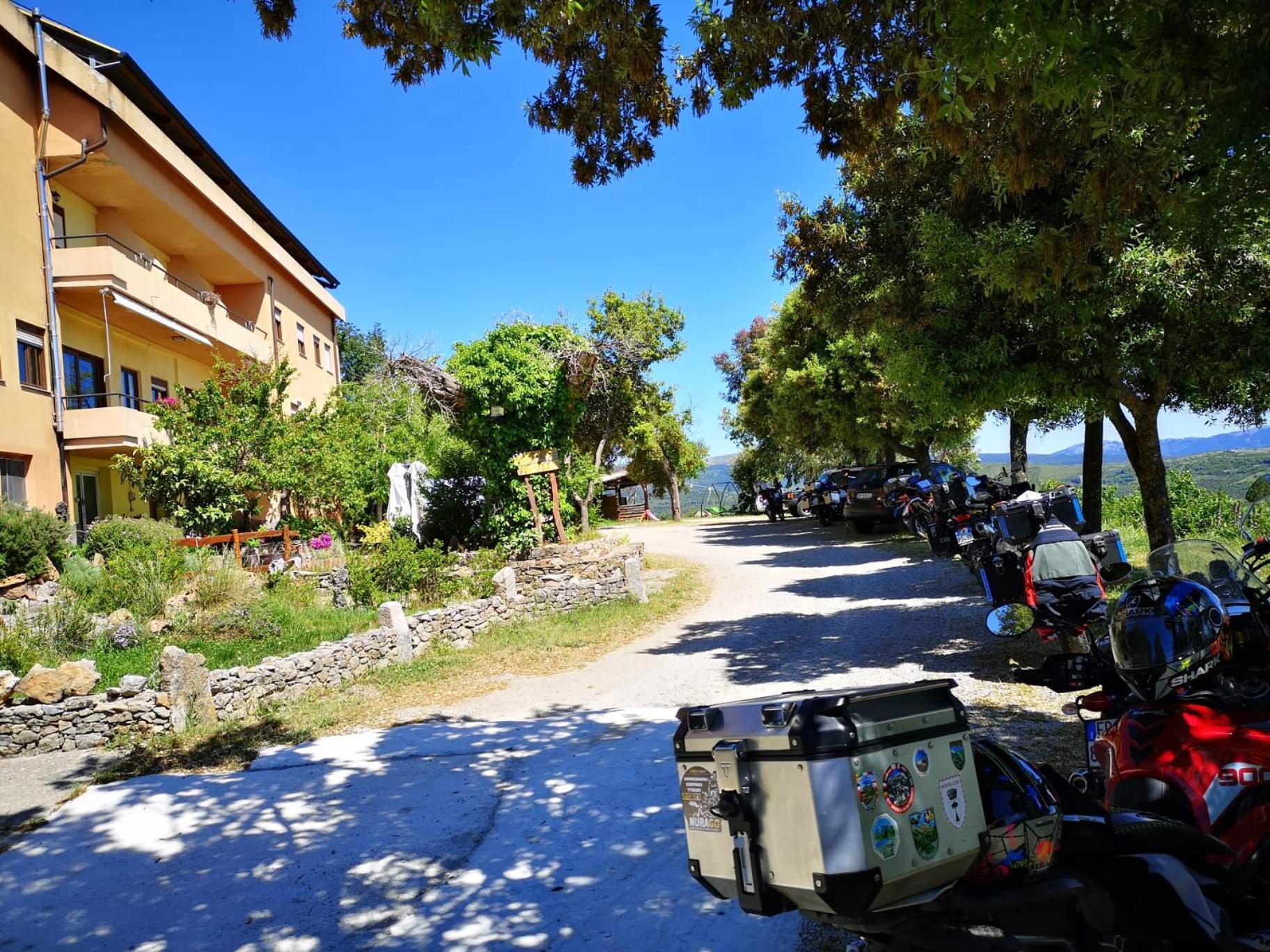 Hotel Miramonti Seulo Turismo Rurale Exterior photo